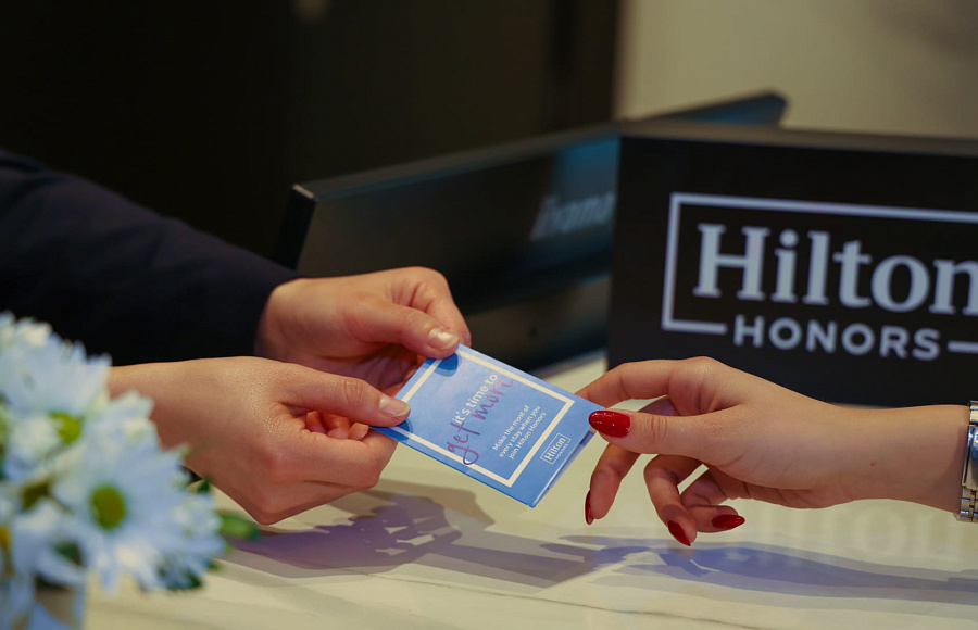 Больше привилегий с Hilton Honors.